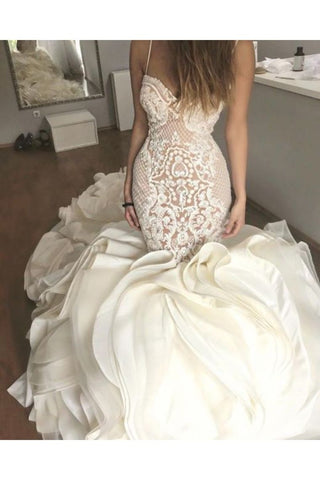 Vestidos de novia de sirena Tul con apliques y volantes Tren de la catedral