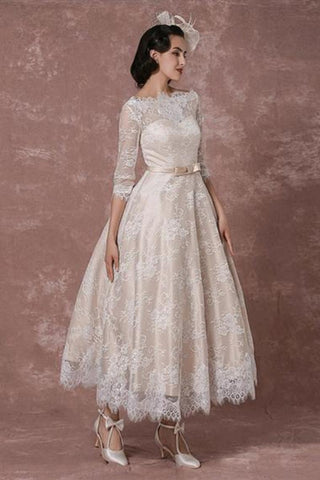 Vestido de novia de una línea de té de princesa con mangas de encaje 3/4