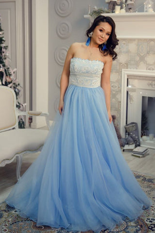 Sin tirantes con encanto de encaje de tul largo azul claro elegante vestidos de baile